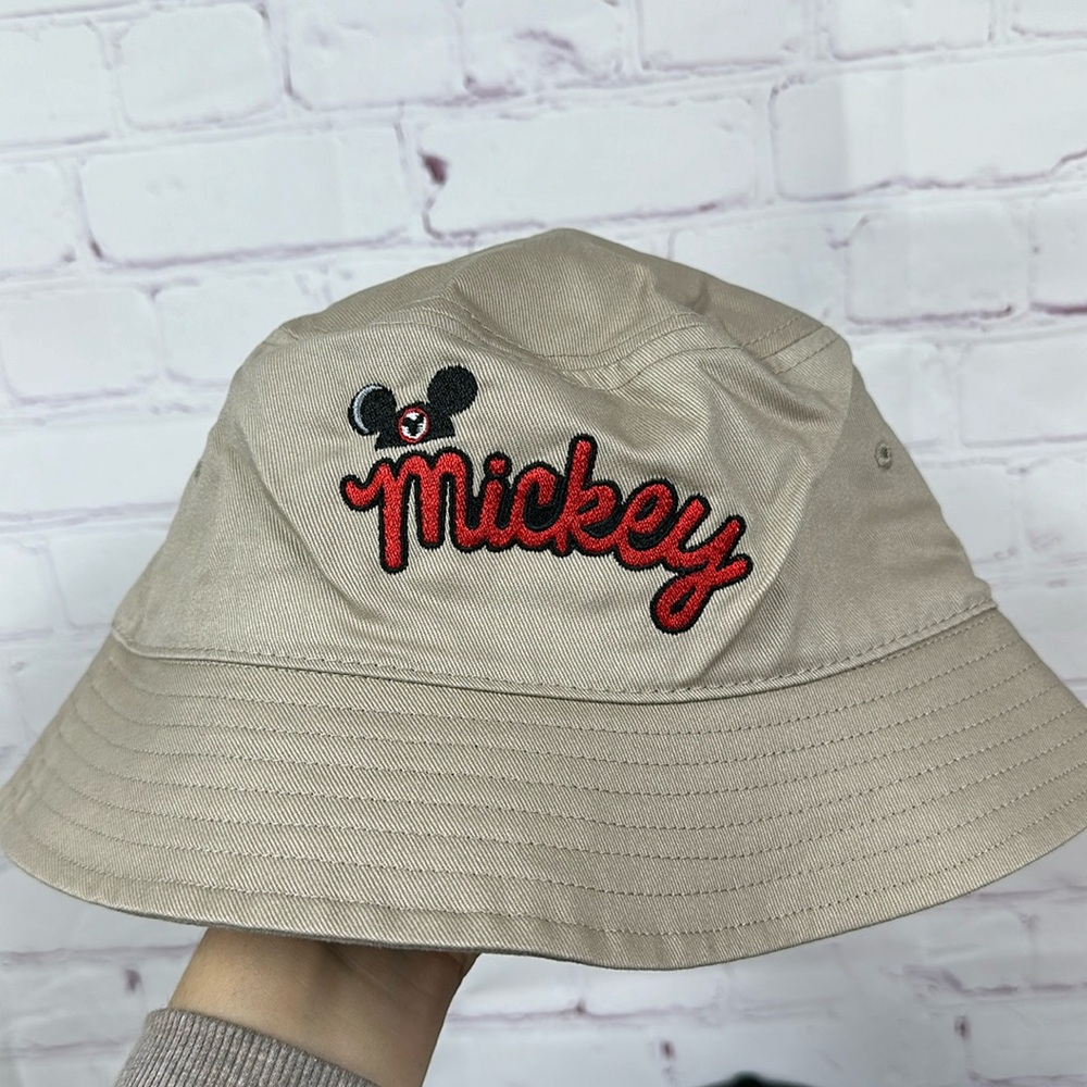 Mickey bucket hat